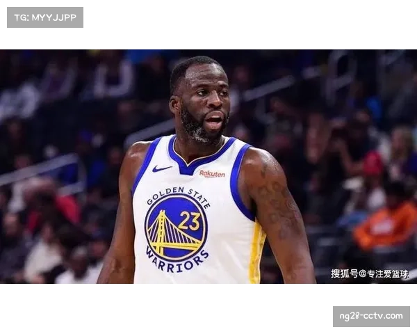 追梦格林带病出战附加赛，赛前在场边更衣室多次呕吐